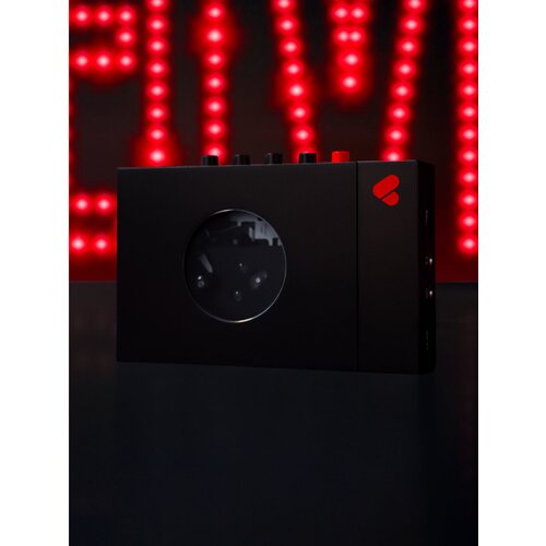 WE ARE REWIND Prenosni kasetofon z Elvis Bluetoothom, omejena izdaja Slike