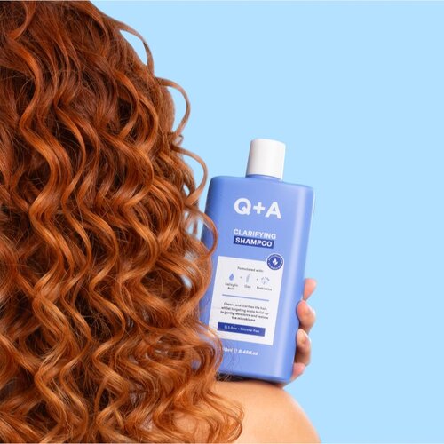 Q+A Clarifying &amp;scaron;ampon za dubinsko či&amp;scaron;ćenje 250 ml Slike