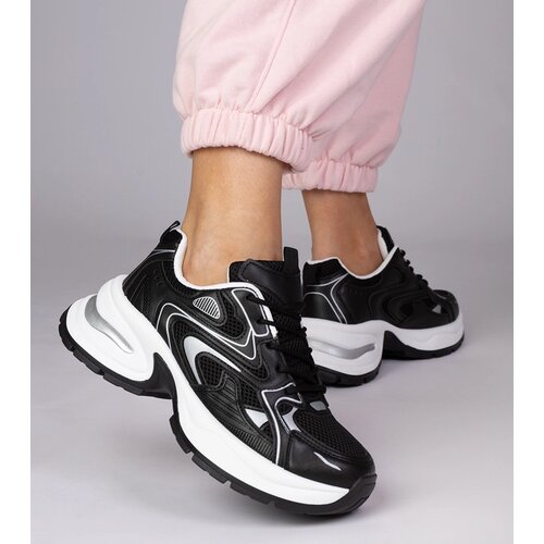 Gemre Black sports sneakers with thick soles Asetrina Cijene