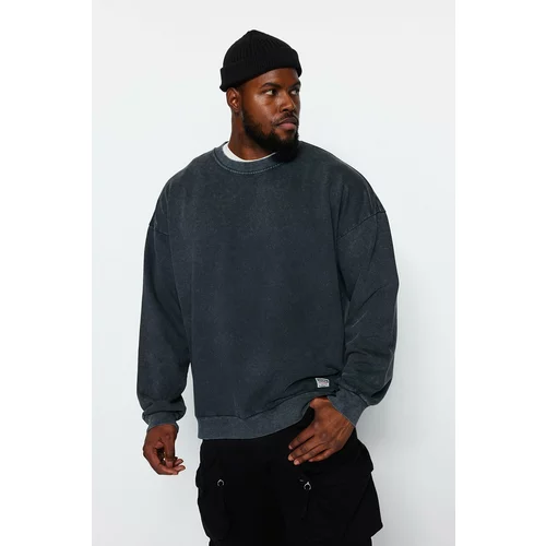 Trendyol Anthracite Men's Relaxed/Comfortable Cut, Washable Effect 100% Cotton Sweatshirt.