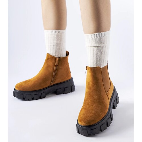Gemre Brown low shoes with chunky sole Willo Cene