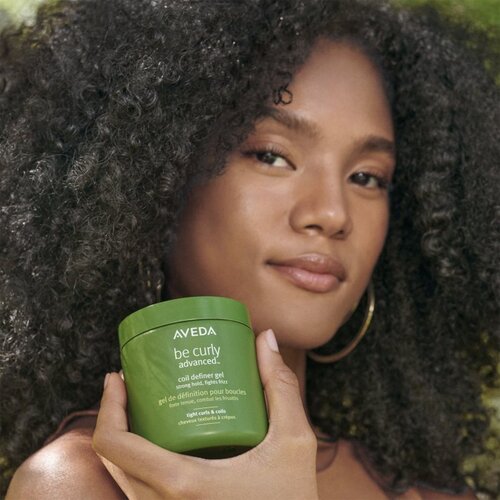 Aveda Be Curly Advanced&amp;trade; Coil Definer Gel gel za stiliziranje za kovrčavu kosu 250 ml Slike