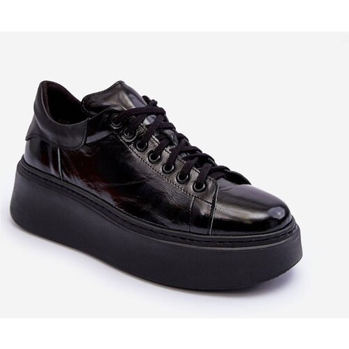 Kesi Women's sports shoes painted on the platform black Milonia Slike