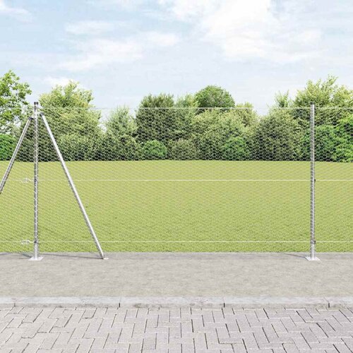  Heksagonalna ograda s betonskom osnovom 25 x 1,2 m Srebrna Cene