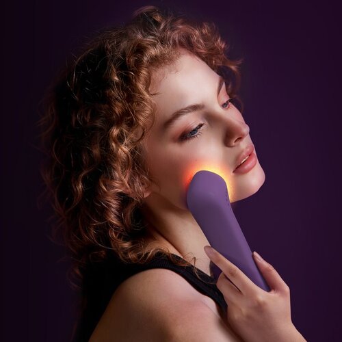 Foreo FAQ&amp;trade; 501 uređaj za zaglađivanje i smanjenje bora s crvenim LED svjetlom 1 kom Slike