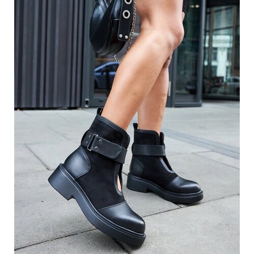 D/CEO Black wedge heeled boots Etylioo Slike