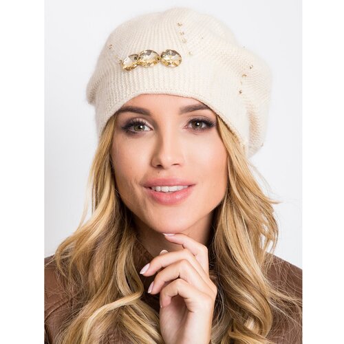 Fashion Hunters Light beige cap with an application Slike