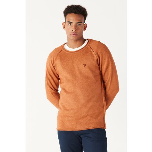 AC&Co / Altınyıldız Classics Men's Cinnamon Standard Fit Regular Cut Crew Neck Ruffled Soft Textured Knitwear Sweater Slike