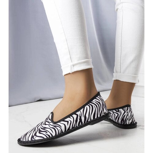 Gemre Ermengardi Animal Print Ballet Flats Cene