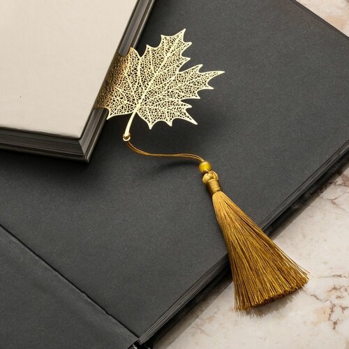  Bookmarker list javora Slike