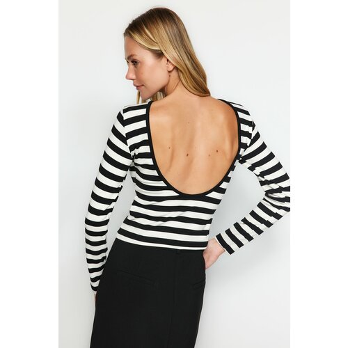Trendyol Black Striped Soft Fabric Striped Open Back Fitted/Slitter Knitted Blouse Cene