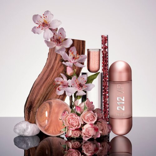 Carolina Herrera 212 VIP Ros&amp;eacute; parfumska voda za ženske 30 ml Slike