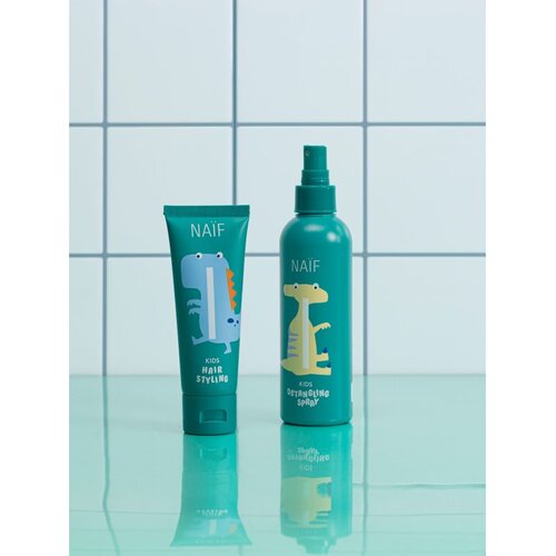 Naif Kids Detangling Spray sprej za kosu za jednostavno ra&amp;scaron;če&amp;scaron;ljavanje kose za djecu 200 ml Slike