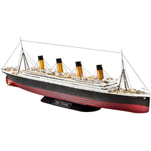 Revell model ladje 1:700 05210 R.M.S. Titanic Cene