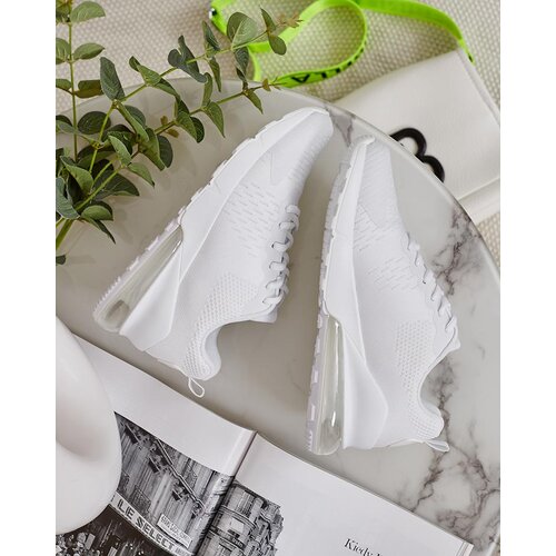 Resti Women's sports sneakers Eseltta Cene