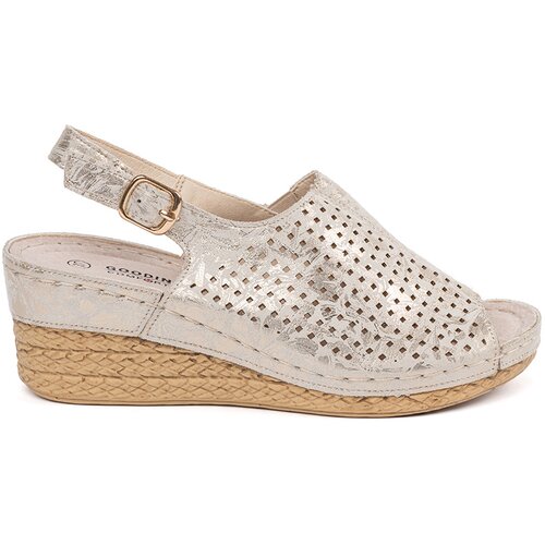 GOODIN Beige wedge sandals Slike