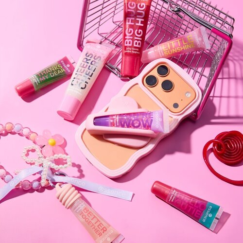 Essence Say It With Juicy Hello Cutie! ble&amp;scaron;čeči sijaj za ustnice odtenek 02 Witty Watermelon 10 ml Slike