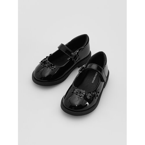 Reserved GIRLS` LOAFER SHOES - crno Cene