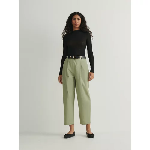 Reserved - Chino hlače s remenom - bljedozeleno