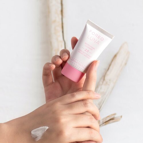 Foreo Luna&amp;trade; Micro-Foam Cleanser 2.0 čistilna penasta krema 20 ml Slike