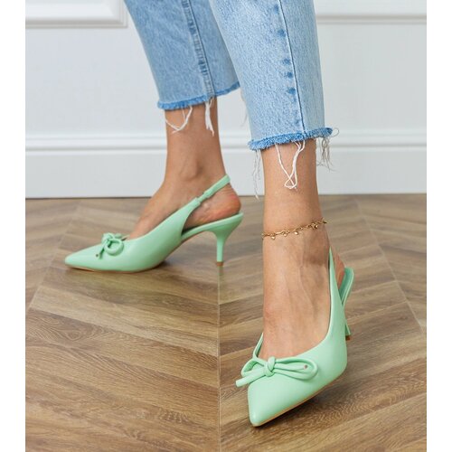 Gemre Green low-heeled pumps with a bow Berlona Cene