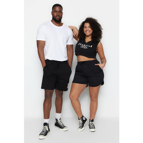 Trendyol Plus Size Shorts & Bermuda - Black - Normal Waist Slike