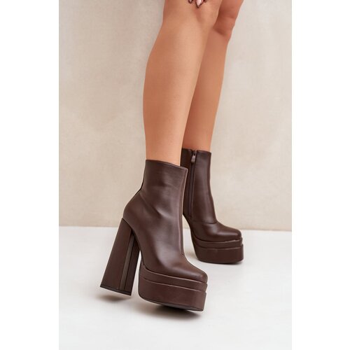 FS1 Boots On Massive Platform And Heel Insulated Chocolate Selahra Slike