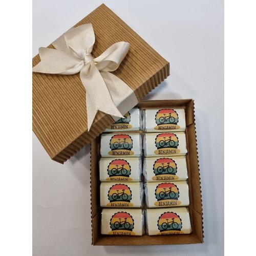  Darilo s čokoladicami ROJSTNI DAN ČOKDAR 30 Cene