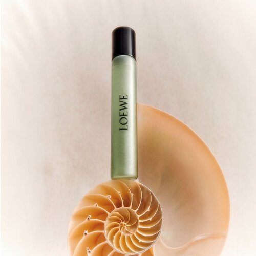 Loewe Aire Sutileza toaletna voda za ženske 15 ml Slike