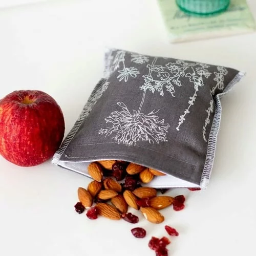 Helen Round vrečka za živila iz blaga - garden design - grey