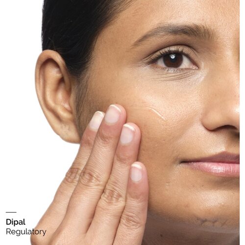 The Ordinary Aloe 2% + NAG 2% Solution pomirjajoči serum proti aknam 30 ml Slike
