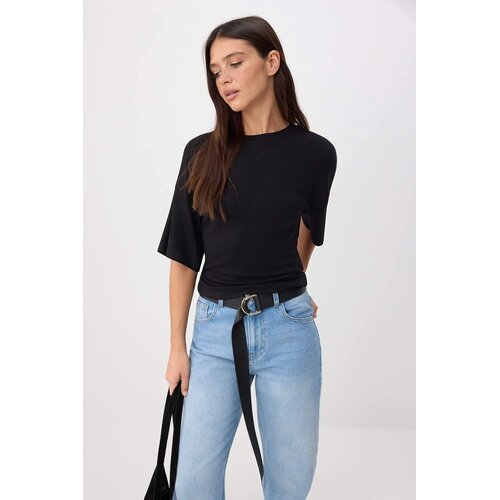 TRENDYOLMILLA Ženska majica TWOSS26TS00060, Crna Cene