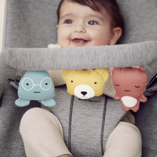Baby Bjorn igračka za ljuljačku soft friends 080300 Slike