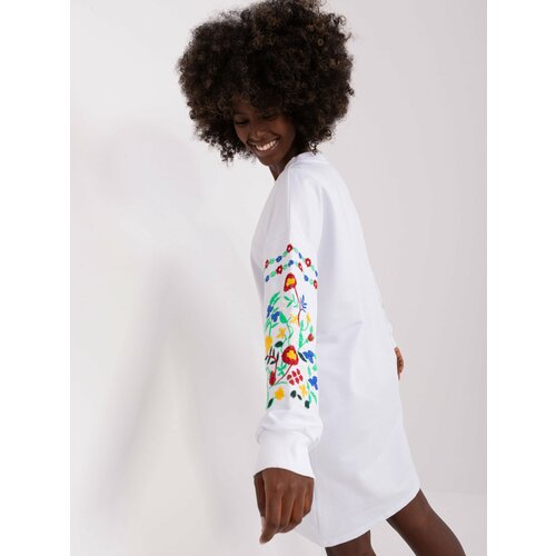 Fashion Hunters White sweatshirt dress with embroidery on sleeves by RUE PARIS Cene