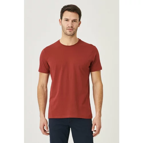 AC&Co / Altınyıldız Classics Men's Claret Red 100% Cotton Slim Fit Slim Fit Crewneck Short Sleeved T-Shirt.