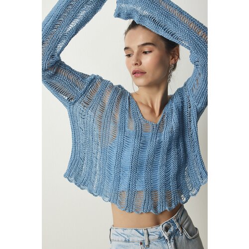 Happiness İstanbul Women's Light Blue V-Neck Ripped Detail Seasonal Crop Knitwear Sweater Slike