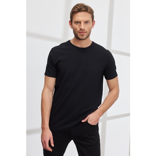 Altinyildiz classics Men&amp;#039;s Black Slim Fit Slim Fit Crew Neck Short Sleeved Soft Touch Basic T-Shirt. Slike