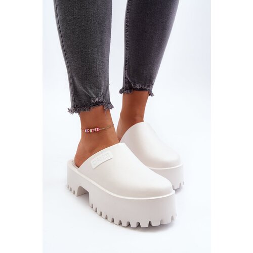 Big Star Women&amp;#039;s slippers with a massive sole White Slike