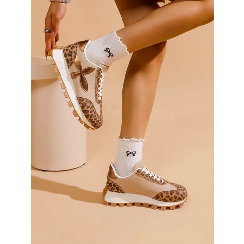 Resti Women's sporty sneakers on a thicker sole Aloqa Cene