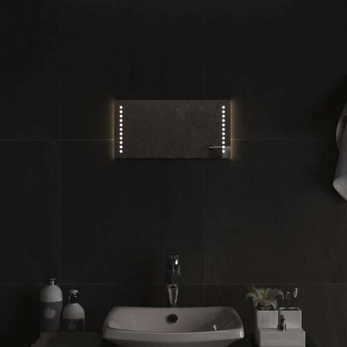  LED kupaonsko ogledalo 20x40 cm Slike