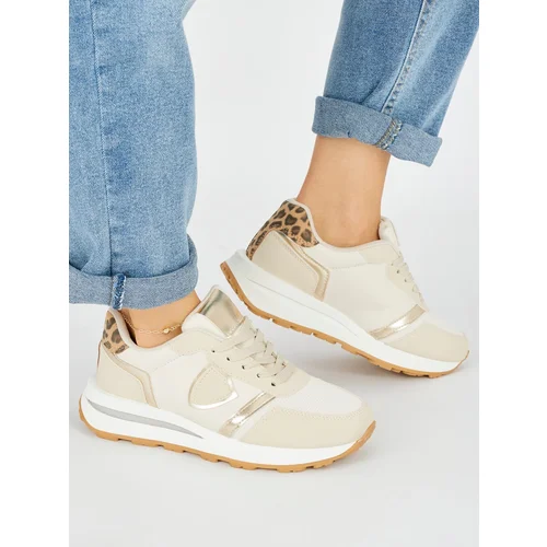 Shelvt Women's beige trainers