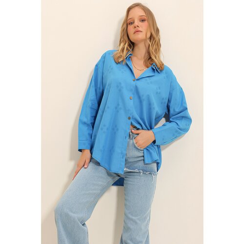 Trend Alaçatı Stili Women's Aviator Blue Motif Oversize Linen Shirt Slike