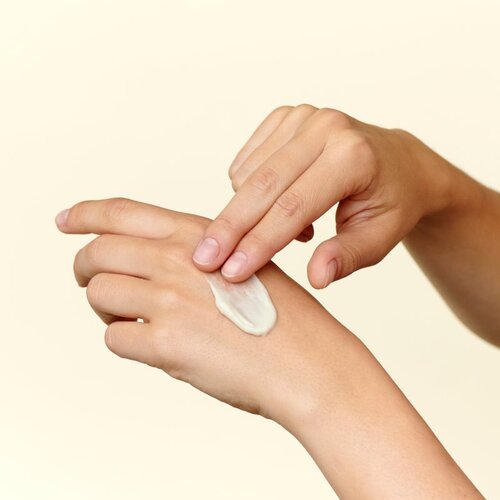 Perricone MD No Makeup Instant Blur Priming Moisturizer hidratantni primer 30 ml Slike