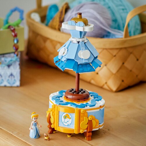 Lego LEGO&amp;reg; Disney - Pepeljugina haljina (43266) Slike