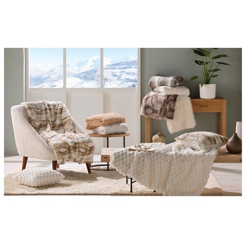 Douceur d int&amp;eacute;rieur Kremno bela odeja iz mikropli&amp;scaron;a 180x220 cm Frosty &amp;ndash; Slike