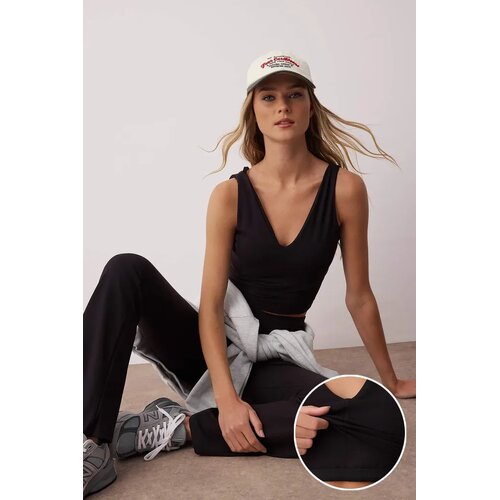 TRENDYOLMILLA Ženski top Thmaw26Ss00003, Crni Slike