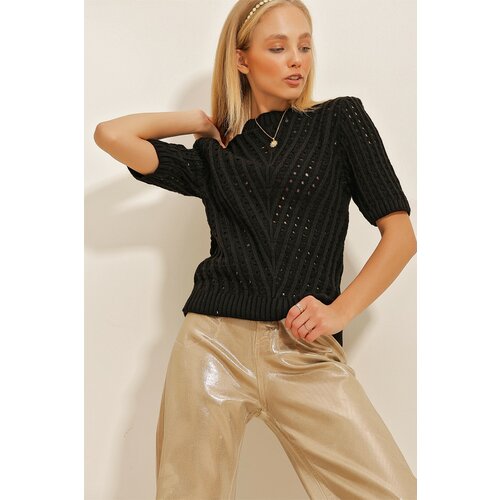 Trend Alaçatı Stili Women's Black Crew Neck Hole Openwork Half Sleeve Knitwear Sweater Cene