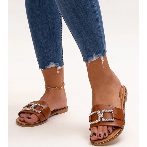 Gemre Brown flip-flops with a decorative buckle Rochaela Cene