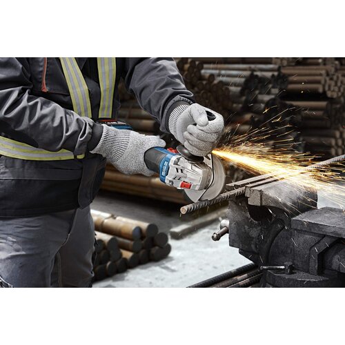 Bosch Akumulatorska ugaona brusilica GWS 18V-8, 125mm, 2x4,0Ah + punjač + kofer 06019N9020 Slike