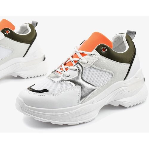Gemre White trendy sports footwear Hymeda Cene